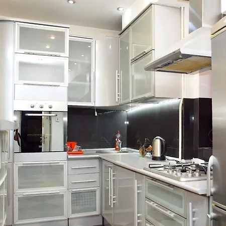 Apartment Academy Deluxe *