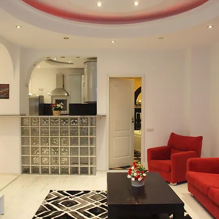 Academy Deluxe Apartment Bucharest